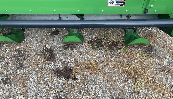 Image of John Deere C16F equipment image 4