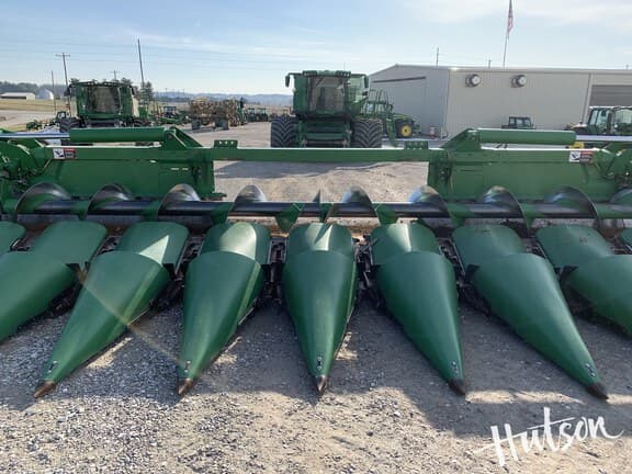 Image of John Deere C16F equipment image 3