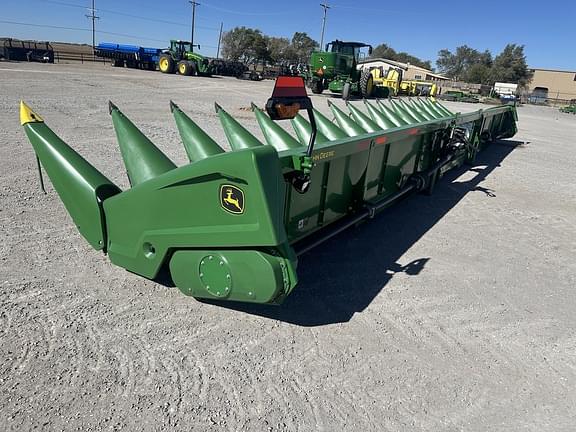 Image of John Deere C16R equipment image 2