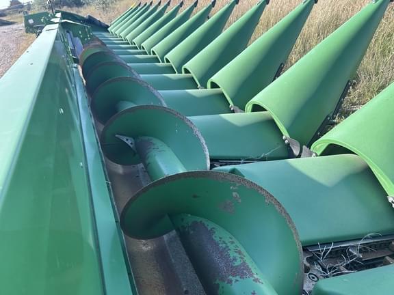Image of John Deere C16R equipment image 3