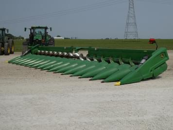 Main image John Deere C16R