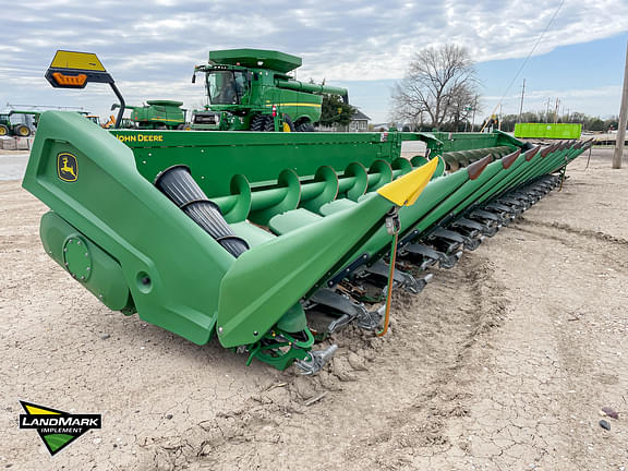 Image of John Deere C16R equipment image 2