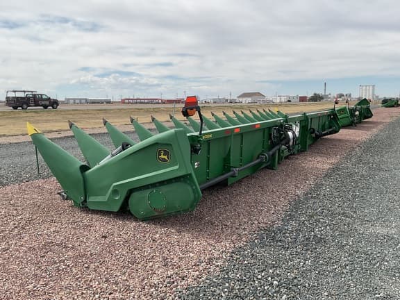 Image of John Deere C16R equipment image 1
