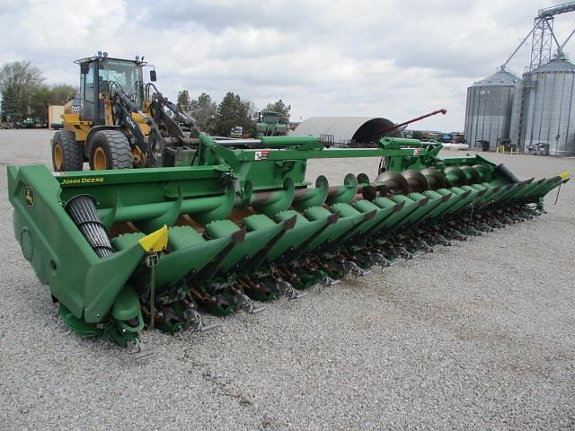 Image of John Deere C18F equipment image 1