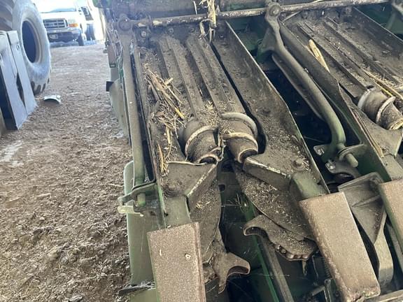 Image of John Deere C18F equipment image 3