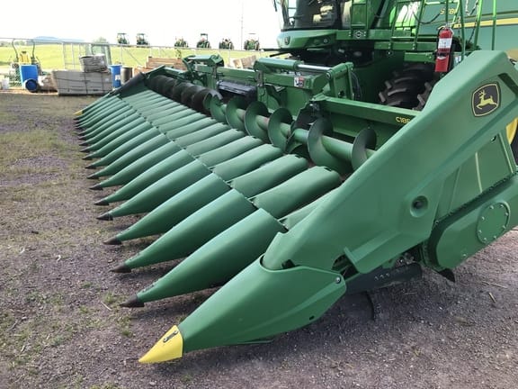 Main image John Deere C18F