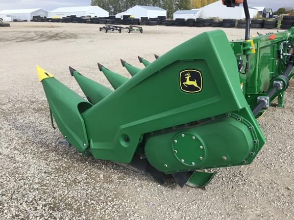 Image of John Deere C18R equipment image 3