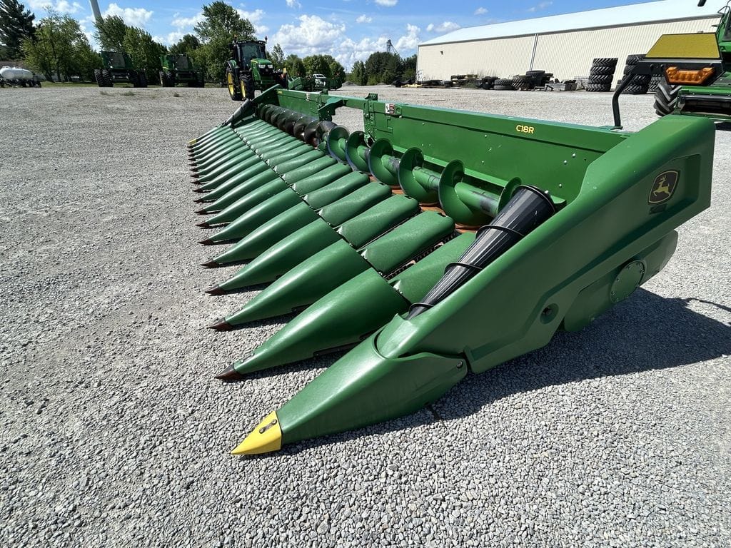 2021 John Deere C18R Equipment Image0