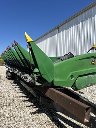 Image of John Deere C18R Primary image
