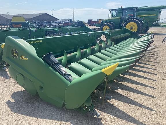 Image of John Deere C18R Primary image