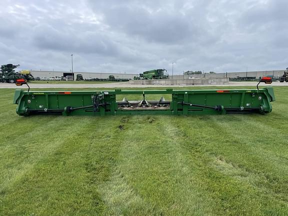 Image of John Deere C18R equipment image 3
