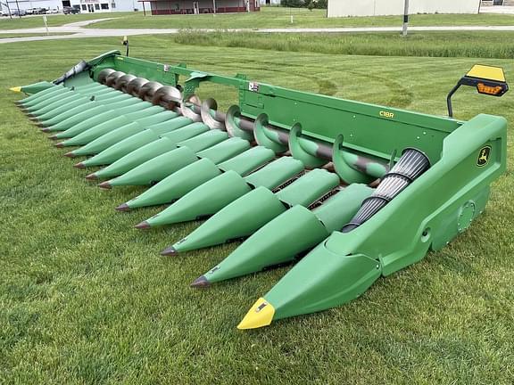 Image of John Deere C18R Primary image