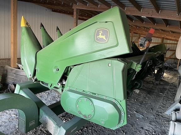 Image of John Deere C18R equipment image 2