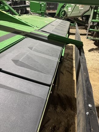 Image of John Deere C500 equipment image 3