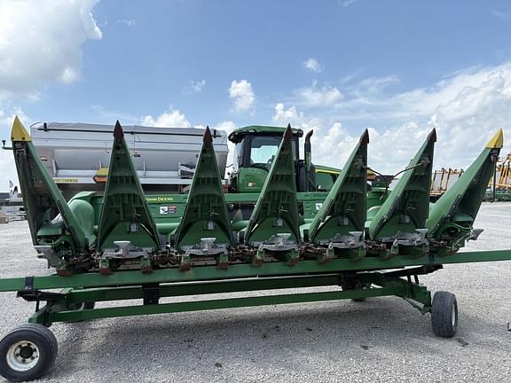 Image of John Deere C6R equipment image 1