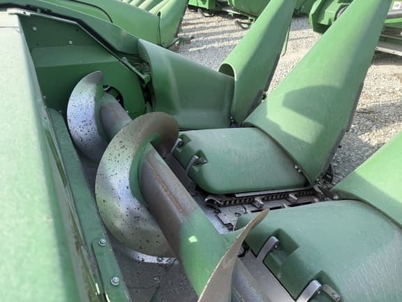 Image of John Deere C6R equipment image 1