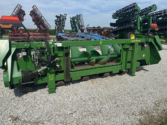 Image of John Deere C6R equipment image 4