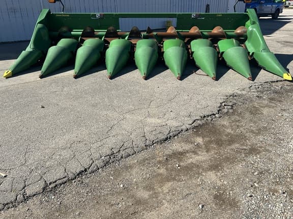 Image of John Deere C8R equipment image 2