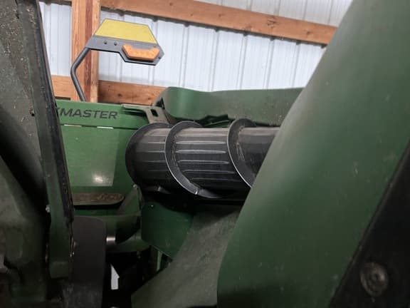 Image of John Deere C8R equipment image 4