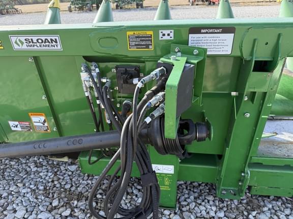 Image of John Deere C8R equipment image 4