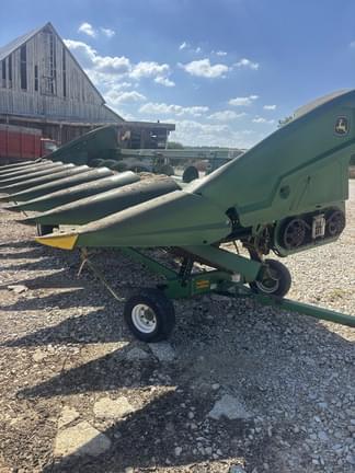 Image of John Deere C8R equipment image 3