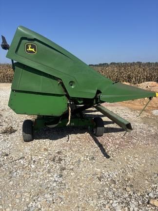 Image of John Deere C8R equipment image 4