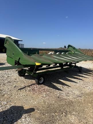 Image of John Deere C8R Primary image