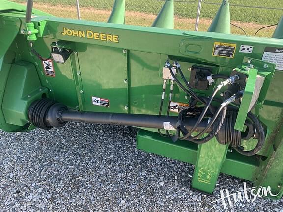 Image of John Deere C8R equipment image 3