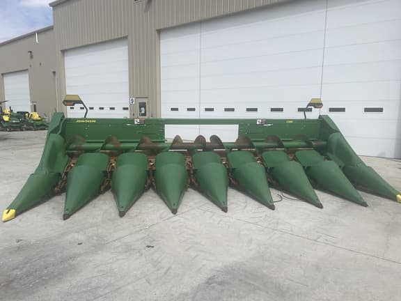 Image of John Deere C8R equipment image 3