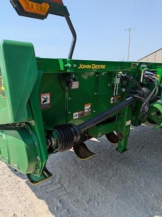 Image of John Deere C8R equipment image 1
