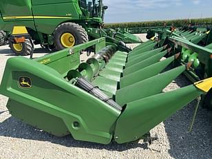 Main image John Deere C8R 0