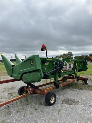 Image of John Deere C8R equipment image 2