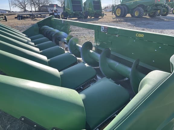 Image of John Deere C8R equipment image 4