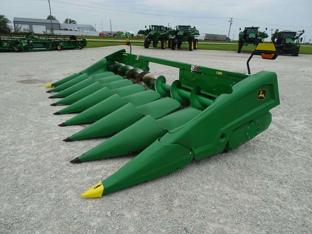 Image of John Deere C8R Primary image