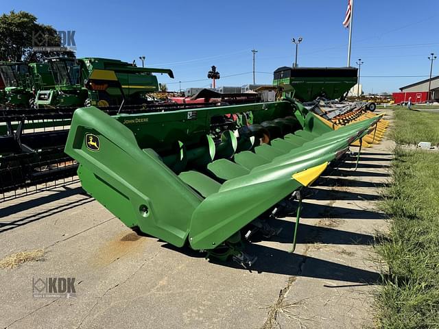 Image of John Deere C8R equipment image 1