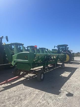 Image of John Deere C8R equipment image 1