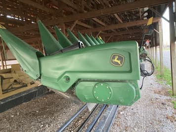 Main image John Deere C8R
