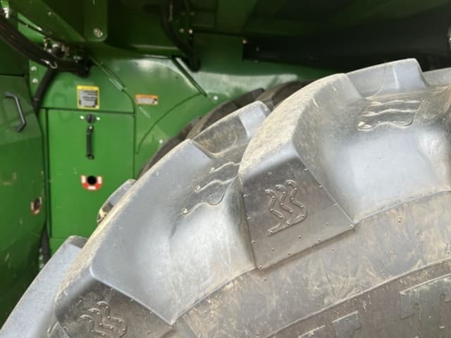 Image of John Deere CP690 equipment image 3