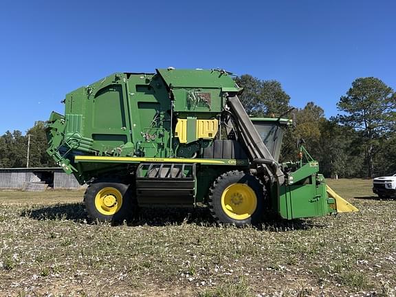 Image of John Deere CP690 equipment image 4