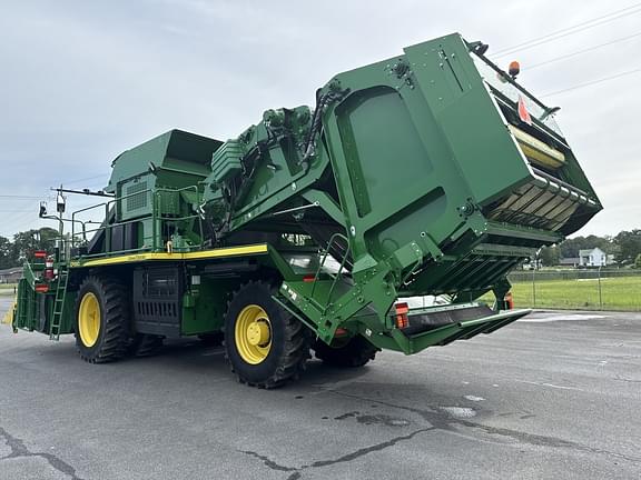 Image of John Deere CP690 equipment image 3