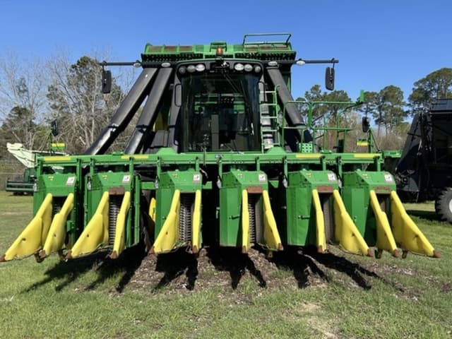 Image of John Deere CP690 equipment image 1