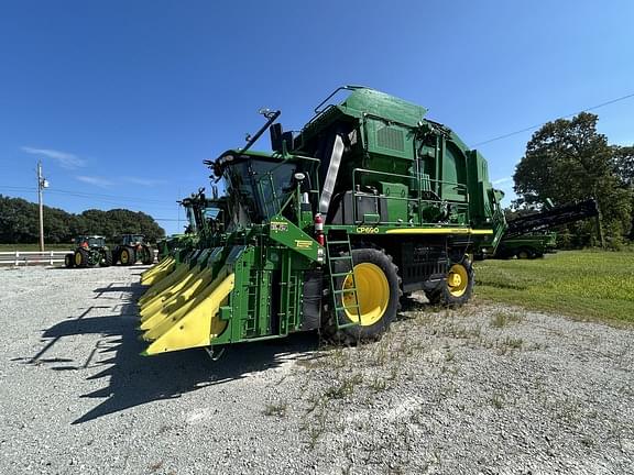 Image of John Deere CP690 equipment image 2