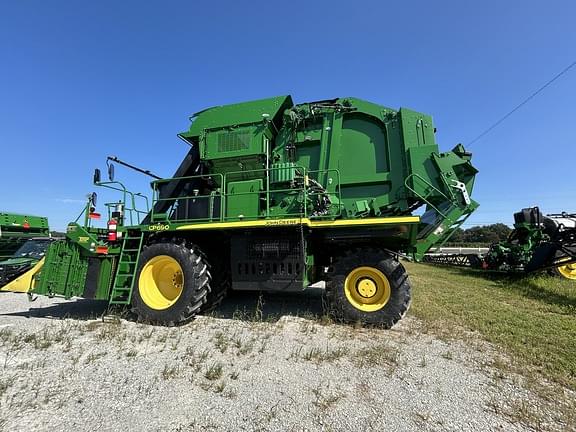 Image of John Deere CP690 equipment image 3