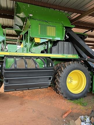 Image of John Deere CP690 equipment image 2