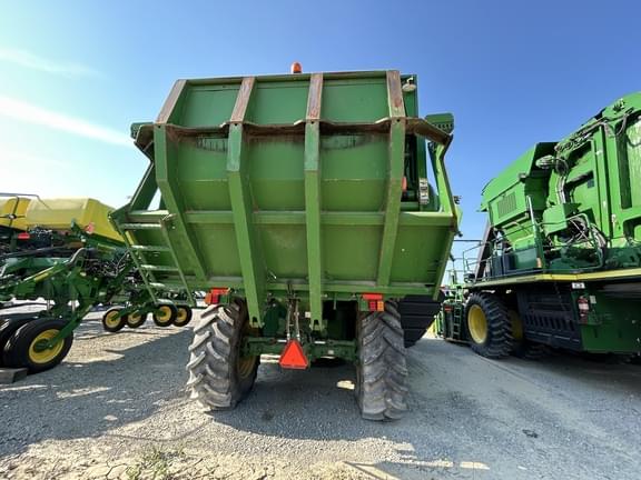 Image of John Deere CP690 equipment image 4