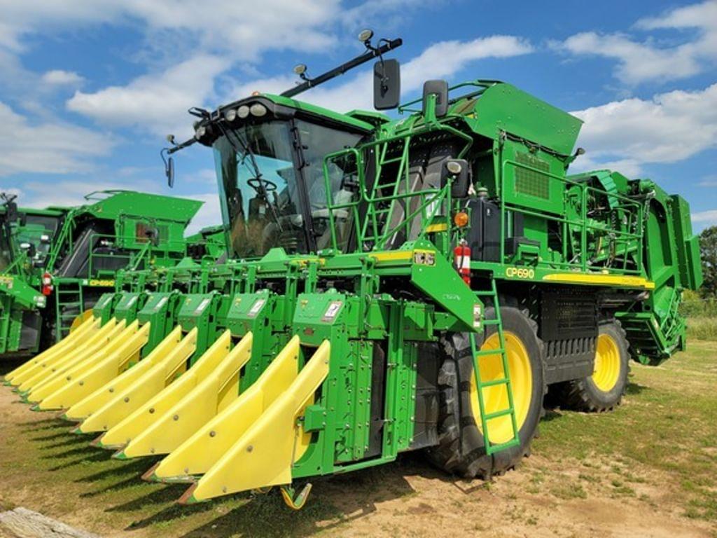 Image of John Deere CP690 Primary image