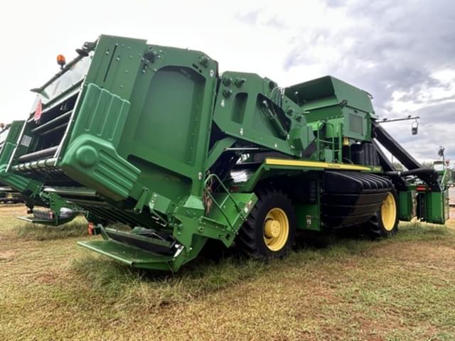 Image of John Deere CP690 equipment image 4