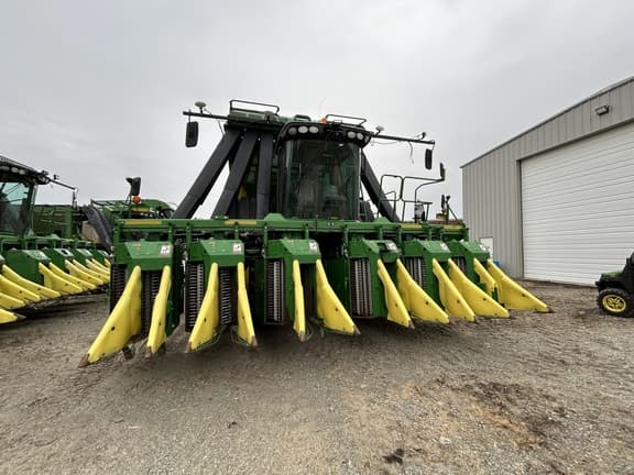 Image of John Deere CP690 equipment image 1
