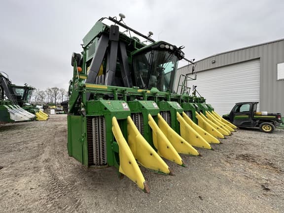Image of John Deere CP690 equipment image 2