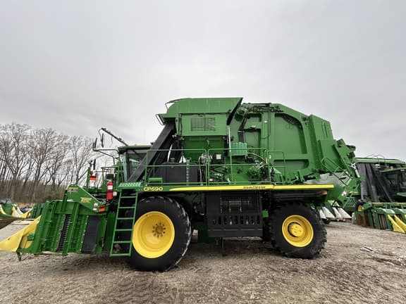 Image of John Deere CP690 equipment image 3